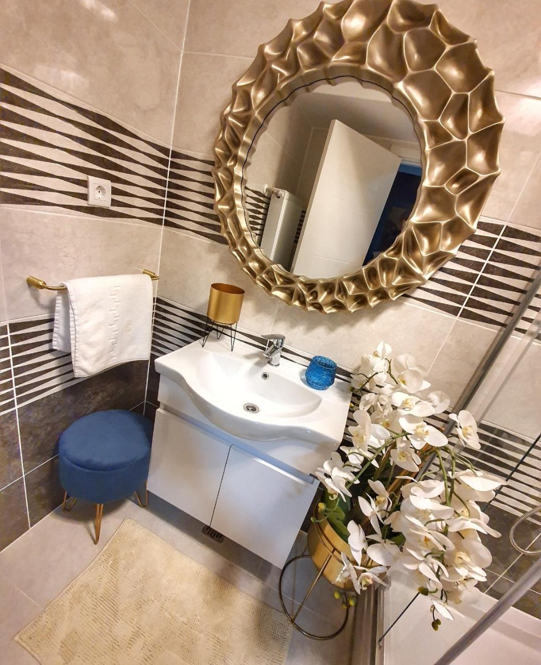 Portobella Airport Aparthotel - Self Check In Otopeni Dış mekan fotoğraf